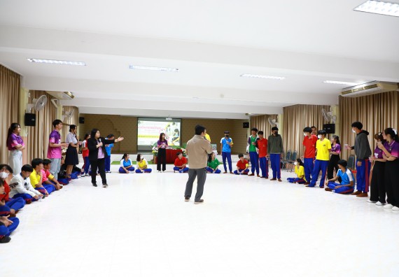 ภาพกิจกรรม  คณะวิทยาศาสตร์และเทคโนโลยี จัดค่ายวิทยาศาสตร์สัญจร ปีการศึกษา 2566  โรงเรียนนครไตรตรึงษ์