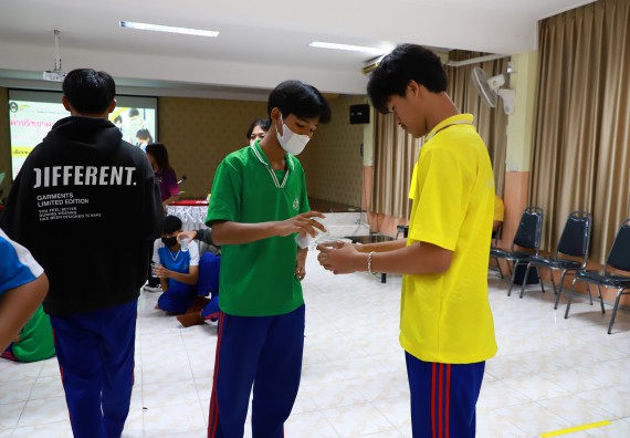 ภาพกิจกรรม  คณะวิทยาศาสตร์และเทคโนโลยี จัดค่ายวิทยาศาสตร์สัญจร ปีการศึกษา 2566  โรงเรียนนครไตรตรึงษ์