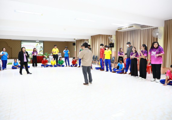 ภาพกิจกรรม  คณะวิทยาศาสตร์และเทคโนโลยี จัดค่ายวิทยาศาสตร์สัญจร ปีการศึกษา 2566  โรงเรียนนครไตรตรึงษ์