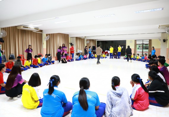 ภาพกิจกรรม  คณะวิทยาศาสตร์และเทคโนโลยี จัดค่ายวิทยาศาสตร์สัญจร ปีการศึกษา 2566  โรงเรียนนครไตรตรึงษ์