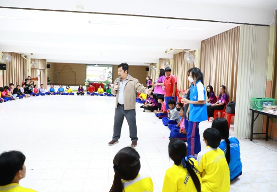 ภาพกิจกรรม  คณะวิทยาศาสตร์และเทคโนโลยี จัดค่ายวิทยาศาสตร์สัญจร ปีการศึกษา 2566  โรงเรียนนครไตรตรึงษ์