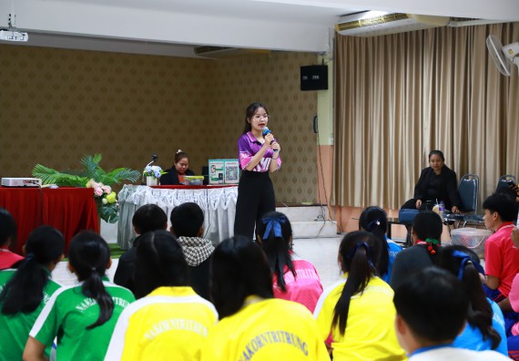 ภาพกิจกรรม  คณะวิทยาศาสตร์และเทคโนโลยี จัดค่ายวิทยาศาสตร์สัญจร ปีการศึกษา 2566  โรงเรียนนครไตรตรึงษ์