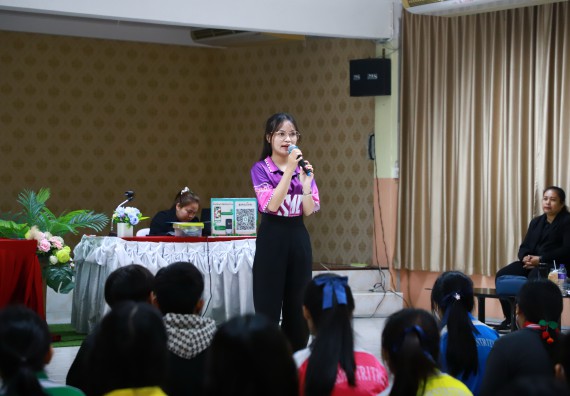 ภาพกิจกรรม  คณะวิทยาศาสตร์และเทคโนโลยี จัดค่ายวิทยาศาสตร์สัญจร ปีการศึกษา 2566  โรงเรียนนครไตรตรึงษ์