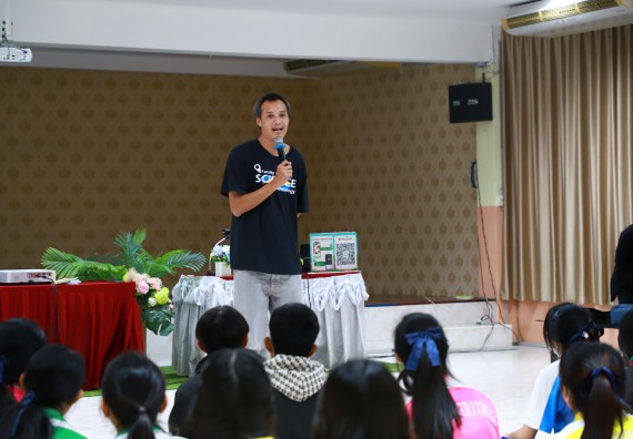 ภาพกิจกรรม  คณะวิทยาศาสตร์และเทคโนโลยี จัดค่ายวิทยาศาสตร์สัญจร ปีการศึกษา 2566  โรงเรียนนครไตรตรึงษ์