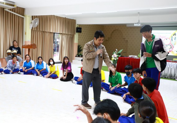 ภาพกิจกรรม  คณะวิทยาศาสตร์และเทคโนโลยี จัดค่ายวิทยาศาสตร์สัญจร ปีการศึกษา 2566  โรงเรียนนครไตรตรึงษ์