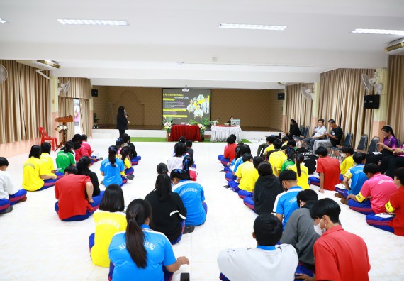 ภาพกิจกรรม  คณะวิทยาศาสตร์และเทคโนโลยี จัดค่ายวิทยาศาสตร์สัญจร ปีการศึกษา 2566  โรงเรียนนครไตรตรึงษ์