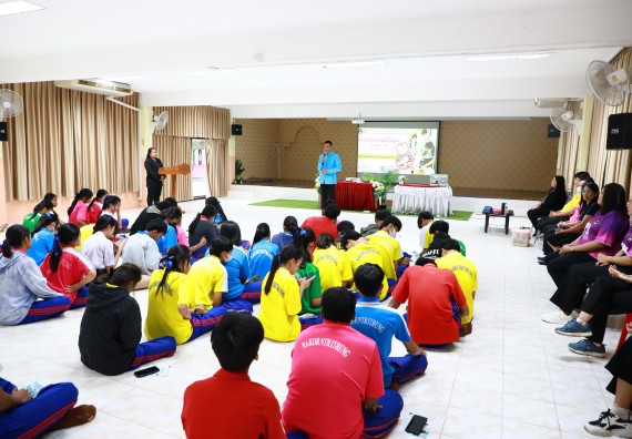 ภาพกิจกรรม  คณะวิทยาศาสตร์และเทคโนโลยี จัดค่ายวิทยาศาสตร์สัญจร ปีการศึกษา 2566  โรงเรียนนครไตรตรึงษ์