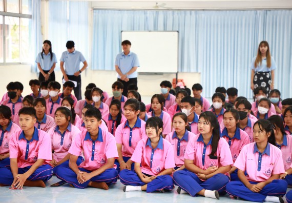 ภาพกิจกรรม  คณะวิทยาศาสตร์และเทคโนโลยี จัดค่ายวิทยาศาสตร์สัญจร ปีการศึกษา 2566 โรงเรียนวังตะเคียนประชานุสรณ์