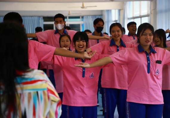 ภาพกิจกรรม  คณะวิทยาศาสตร์และเทคโนโลยี จัดค่ายวิทยาศาสตร์สัญจร ปีการศึกษา 2566 โรงเรียนวังตะเคียนประชานุสรณ์