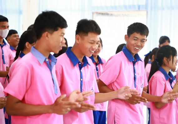 ภาพกิจกรรม  คณะวิทยาศาสตร์และเทคโนโลยี จัดค่ายวิทยาศาสตร์สัญจร ปีการศึกษา 2566 โรงเรียนวังตะเคียนประชานุสรณ์