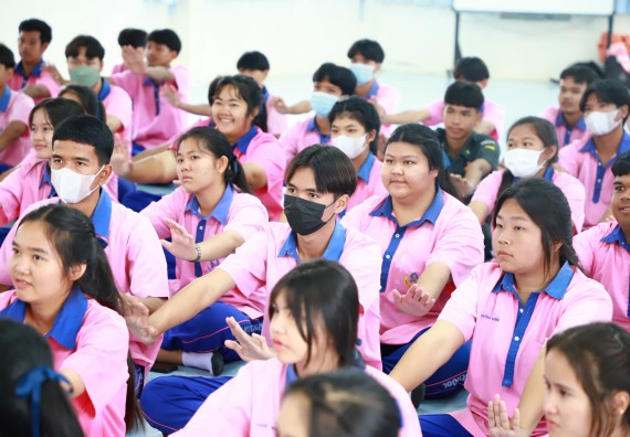 ภาพกิจกรรม  คณะวิทยาศาสตร์และเทคโนโลยี จัดค่ายวิทยาศาสตร์สัญจร ปีการศึกษา 2566 โรงเรียนวังตะเคียนประชานุสรณ์