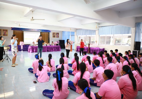 ภาพกิจกรรม  คณะวิทยาศาสตร์และเทคโนโลยี จัดค่ายวิทยาศาสตร์สัญจร ปีการศึกษา 2566 โรงเรียนวังตะเคียนประชานุสรณ์