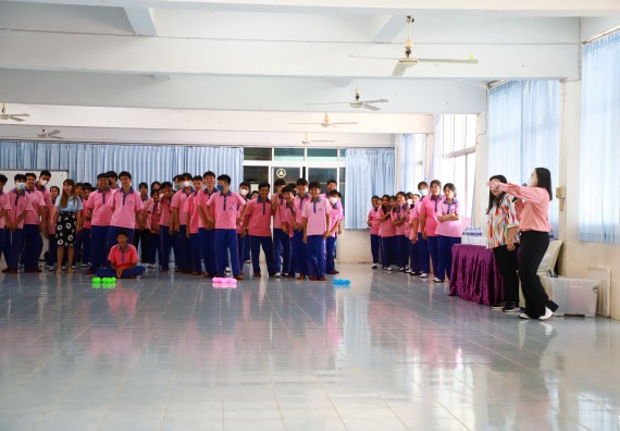 ภาพกิจกรรม  คณะวิทยาศาสตร์และเทคโนโลยี จัดค่ายวิทยาศาสตร์สัญจร ปีการศึกษา 2566 โรงเรียนวังตะเคียนประชานุสรณ์