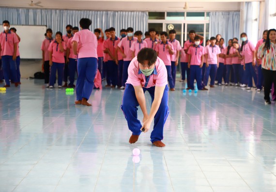 ภาพกิจกรรม  คณะวิทยาศาสตร์และเทคโนโลยี จัดค่ายวิทยาศาสตร์สัญจร ปีการศึกษา 2566 โรงเรียนวังตะเคียนประชานุสรณ์
