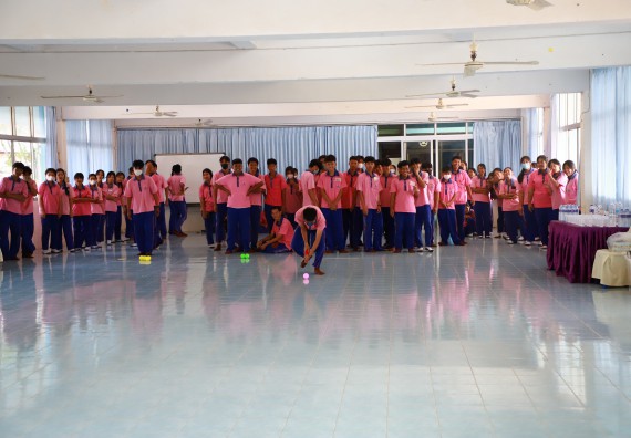 ภาพกิจกรรม  คณะวิทยาศาสตร์และเทคโนโลยี จัดค่ายวิทยาศาสตร์สัญจร ปีการศึกษา 2566 โรงเรียนวังตะเคียนประชานุสรณ์