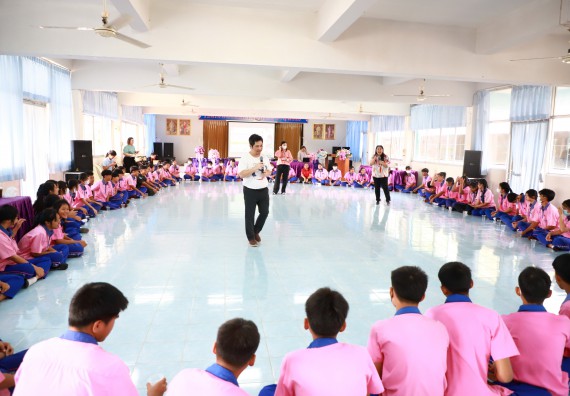 ภาพกิจกรรม  คณะวิทยาศาสตร์และเทคโนโลยี จัดค่ายวิทยาศาสตร์สัญจร ปีการศึกษา 2566 โรงเรียนวังตะเคียนประชานุสรณ์