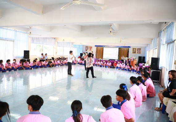 ภาพกิจกรรม  คณะวิทยาศาสตร์และเทคโนโลยี จัดค่ายวิทยาศาสตร์สัญจร ปีการศึกษา 2566 โรงเรียนวังตะเคียนประชานุสรณ์