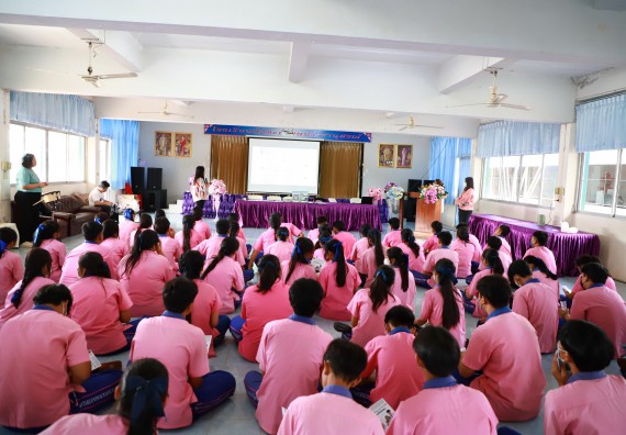 ภาพกิจกรรม  คณะวิทยาศาสตร์และเทคโนโลยี จัดค่ายวิทยาศาสตร์สัญจร ปีการศึกษา 2566 โรงเรียนวังตะเคียนประชานุสรณ์