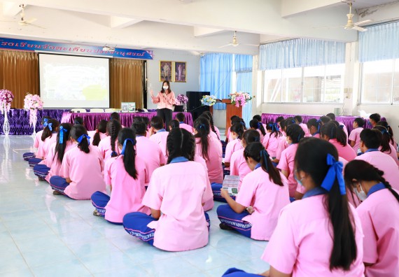 ภาพกิจกรรม  คณะวิทยาศาสตร์และเทคโนโลยี จัดค่ายวิทยาศาสตร์สัญจร ปีการศึกษา 2566 โรงเรียนวังตะเคียนประชานุสรณ์