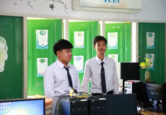 ภาพกิจกรรม  คณะวิทยาศาสตร์และเทคโนโลยี จัดค่ายวิทยาศาสตร์สัญจร ปีการศึกษา 2566  โรงเรียนหนองกองพิทยาคม