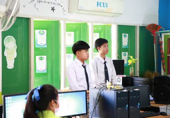 ภาพกิจกรรม  คณะวิทยาศาสตร์และเทคโนโลยี จัดค่ายวิทยาศาสตร์สัญจร ปีการศึกษา 2566  โรงเรียนหนองกองพิทยาคม