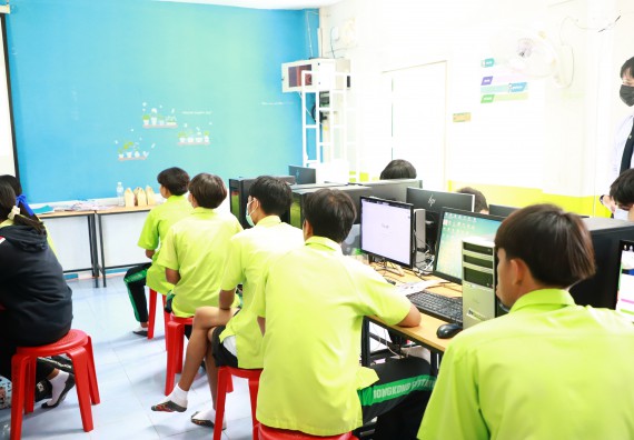 ภาพกิจกรรม  คณะวิทยาศาสตร์และเทคโนโลยี จัดค่ายวิทยาศาสตร์สัญจร ปีการศึกษา 2566  โรงเรียนหนองกองพิทยาคม