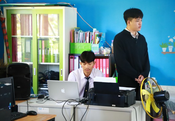 ภาพกิจกรรม  คณะวิทยาศาสตร์และเทคโนโลยี จัดค่ายวิทยาศาสตร์สัญจร ปีการศึกษา 2566  โรงเรียนหนองกองพิทยาคม