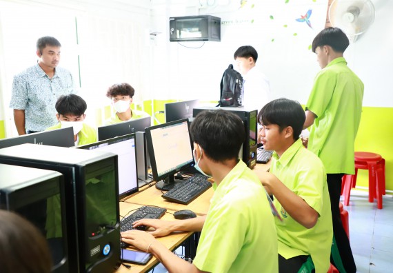 ภาพกิจกรรม  คณะวิทยาศาสตร์และเทคโนโลยี จัดค่ายวิทยาศาสตร์สัญจร ปีการศึกษา 2566  โรงเรียนหนองกองพิทยาคม