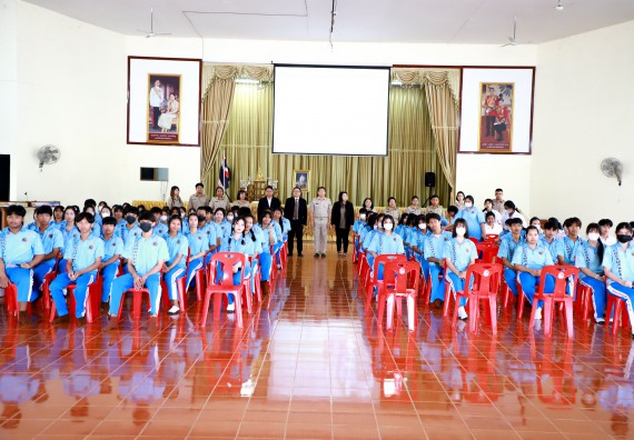 ภาพกิจกรรม  คณะวิทยาศาสตร์และเทคโนโลยี จัดค่ายวิทยาศาสตร์สัญจร ปีการศึกษา 2566  โรงเรียนโกสัมพีวิทยา