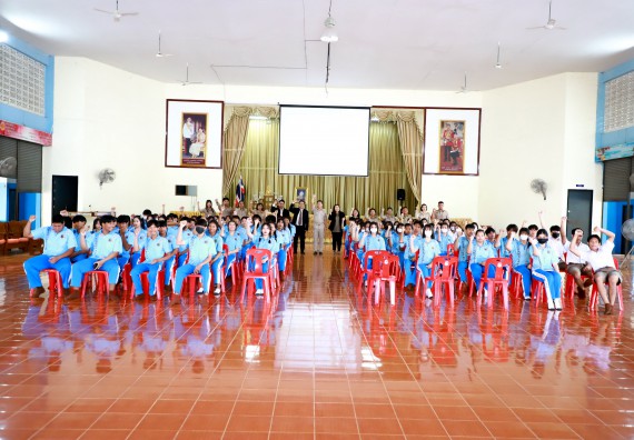 ภาพกิจกรรม  คณะวิทยาศาสตร์และเทคโนโลยี จัดค่ายวิทยาศาสตร์สัญจร ปีการศึกษา 2566  โรงเรียนโกสัมพีวิทยา