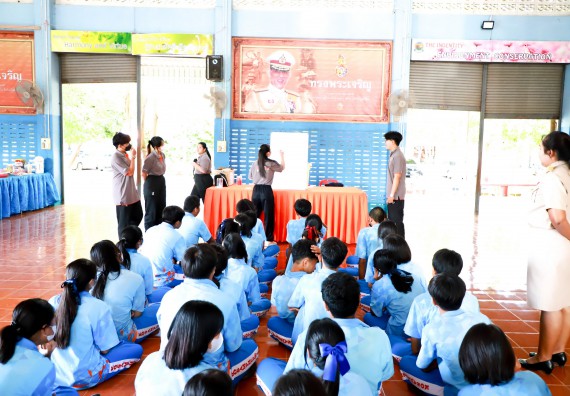 ภาพกิจกรรม  คณะวิทยาศาสตร์และเทคโนโลยี จัดค่ายวิทยาศาสตร์สัญจร ปีการศึกษา 2566  โรงเรียนโกสัมพีวิทยา