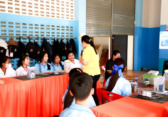 ภาพกิจกรรม  คณะวิทยาศาสตร์และเทคโนโลยี จัดค่ายวิทยาศาสตร์สัญจร ปีการศึกษา 2566  โรงเรียนโกสัมพีวิทยา