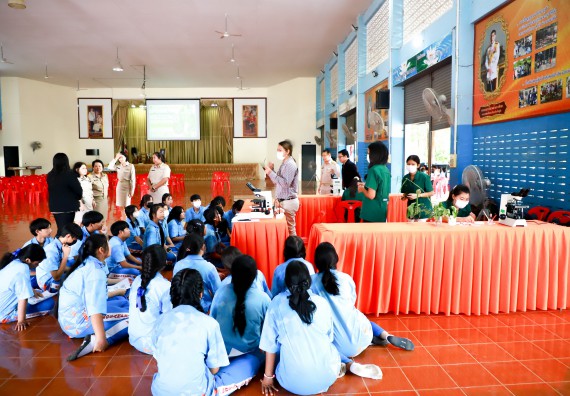ภาพกิจกรรม  คณะวิทยาศาสตร์และเทคโนโลยี จัดค่ายวิทยาศาสตร์สัญจร ปีการศึกษา 2566  โรงเรียนโกสัมพีวิทยา