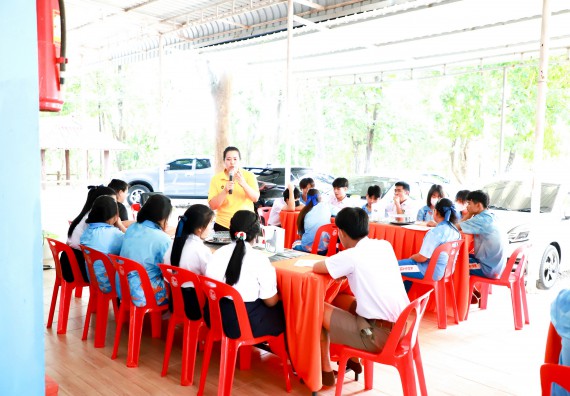 ภาพกิจกรรม  คณะวิทยาศาสตร์และเทคโนโลยี จัดค่ายวิทยาศาสตร์สัญจร ปีการศึกษา 2566  โรงเรียนโกสัมพีวิทยา
