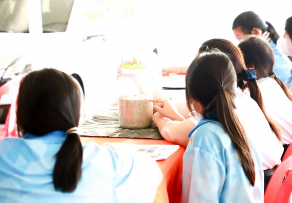 ภาพกิจกรรม  คณะวิทยาศาสตร์และเทคโนโลยี จัดค่ายวิทยาศาสตร์สัญจร ปีการศึกษา 2566  โรงเรียนโกสัมพีวิทยา