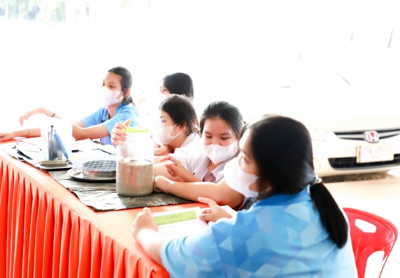 ภาพกิจกรรม  คณะวิทยาศาสตร์และเทคโนโลยี จัดค่ายวิทยาศาสตร์สัญจร ปีการศึกษา 2566  โรงเรียนโกสัมพีวิทยา