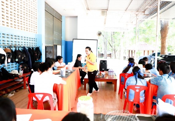 ภาพกิจกรรม  คณะวิทยาศาสตร์และเทคโนโลยี จัดค่ายวิทยาศาสตร์สัญจร ปีการศึกษา 2566  โรงเรียนโกสัมพีวิทยา