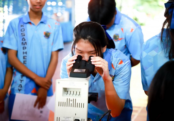 ภาพกิจกรรม  คณะวิทยาศาสตร์และเทคโนโลยี จัดค่ายวิทยาศาสตร์สัญจร ปีการศึกษา 2566  โรงเรียนโกสัมพีวิทยา