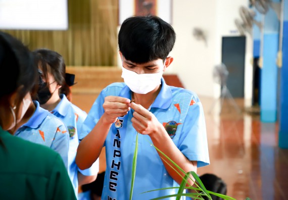 ภาพกิจกรรม  คณะวิทยาศาสตร์และเทคโนโลยี จัดค่ายวิทยาศาสตร์สัญจร ปีการศึกษา 2566  โรงเรียนโกสัมพีวิทยา