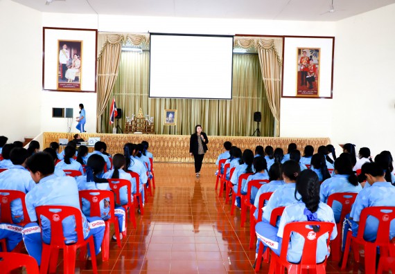 ภาพกิจกรรม  คณะวิทยาศาสตร์และเทคโนโลยี จัดค่ายวิทยาศาสตร์สัญจร ปีการศึกษา 2566  โรงเรียนโกสัมพีวิทยา