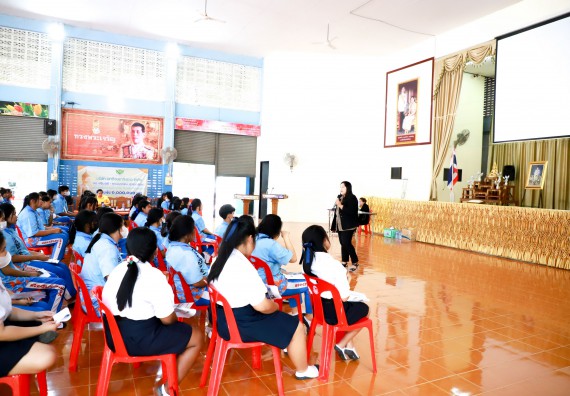 ภาพกิจกรรม  คณะวิทยาศาสตร์และเทคโนโลยี จัดค่ายวิทยาศาสตร์สัญจร ปีการศึกษา 2566  โรงเรียนโกสัมพีวิทยา