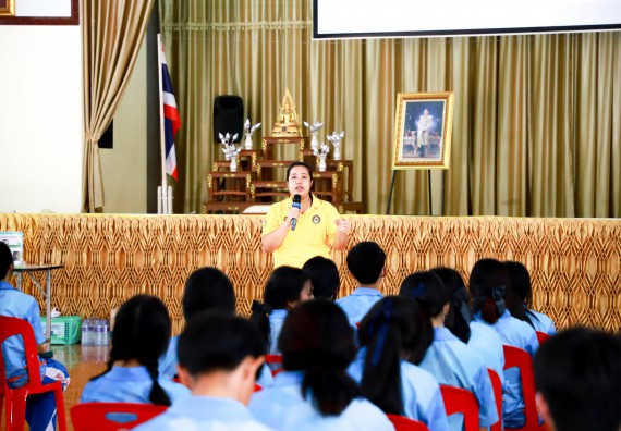 ภาพกิจกรรม  คณะวิทยาศาสตร์และเทคโนโลยี จัดค่ายวิทยาศาสตร์สัญจร ปีการศึกษา 2566  โรงเรียนโกสัมพีวิทยา