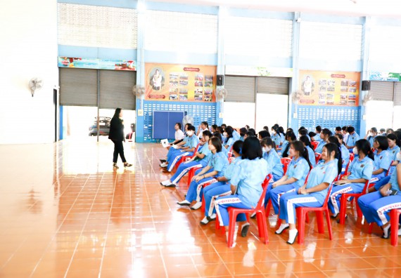 ภาพกิจกรรม  คณะวิทยาศาสตร์และเทคโนโลยี จัดค่ายวิทยาศาสตร์สัญจร ปีการศึกษา 2566  โรงเรียนโกสัมพีวิทยา