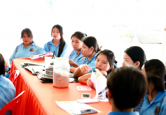 ภาพกิจกรรม  คณะวิทยาศาสตร์และเทคโนโลยี จัดค่ายวิทยาศาสตร์สัญจร ปีการศึกษา 2566  โรงเรียนโกสัมพีวิทยา