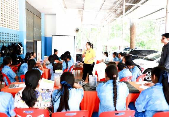 ภาพกิจกรรม  คณะวิทยาศาสตร์และเทคโนโลยี จัดค่ายวิทยาศาสตร์สัญจร ปีการศึกษา 2566  โรงเรียนโกสัมพีวิทยา