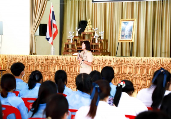 ภาพกิจกรรม  คณะวิทยาศาสตร์และเทคโนโลยี จัดค่ายวิทยาศาสตร์สัญจร ปีการศึกษา 2566  โรงเรียนโกสัมพีวิทยา