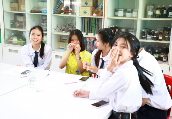 ภาพกิจกรรม  คณะวิทยาศาสตร์และเทคโนโลยี จัดค่ายวิทยาศาสตร์สัญจร ปีการศึกษา 2566  โรงเรียนองค์การบริหารส่วนจังหวัดกำแพงเพชร