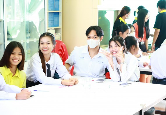 ภาพกิจกรรม  คณะวิทยาศาสตร์และเทคโนโลยี จัดค่ายวิทยาศาสตร์สัญจร ปีการศึกษา 2566  โรงเรียนองค์การบริหารส่วนจังหวัดกำแพงเพชร