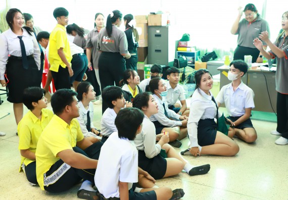 ภาพกิจกรรม  คณะวิทยาศาสตร์และเทคโนโลยี จัดค่ายวิทยาศาสตร์สัญจร ปีการศึกษา 2566  โรงเรียนองค์การบริหารส่วนจังหวัดกำแพงเพชร