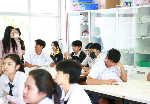 ภาพกิจกรรม  คณะวิทยาศาสตร์และเทคโนโลยี จัดค่ายวิทยาศาสตร์สัญจร ปีการศึกษา 2566  โรงเรียนองค์การบริหารส่วนจังหวัดกำแพงเพชร